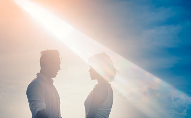 Silueta de hombre y mujer